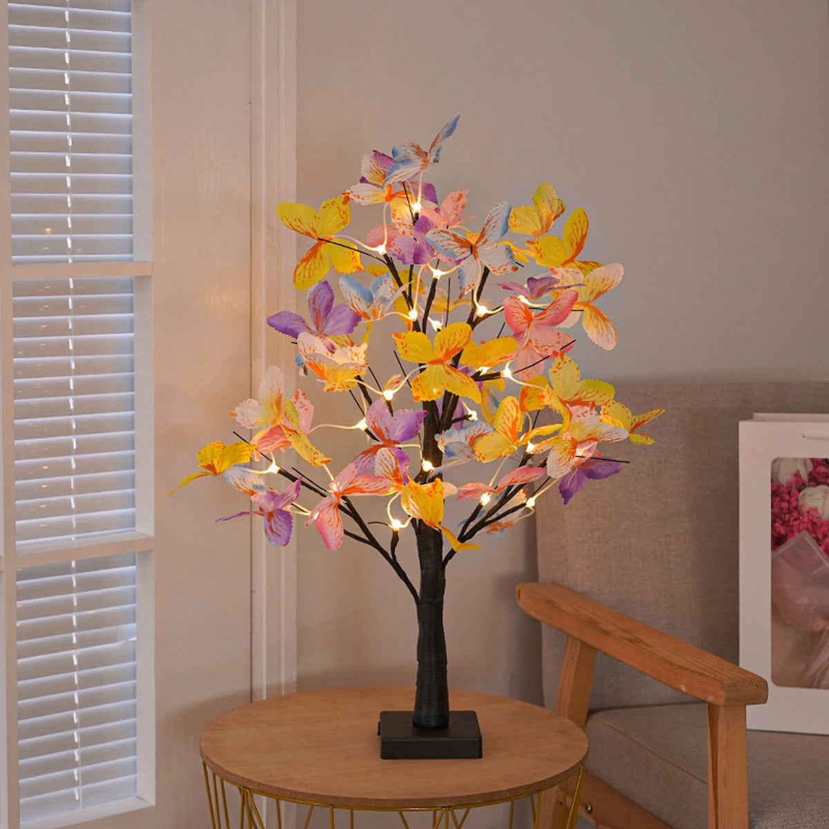 Konghyp LED Butterfly Tree Lights – White Birch Christmas Lights with Colorful Butterfly Ornaments, Ideal for Festive Decor and Creating a Magical Holiday Atmosphere.