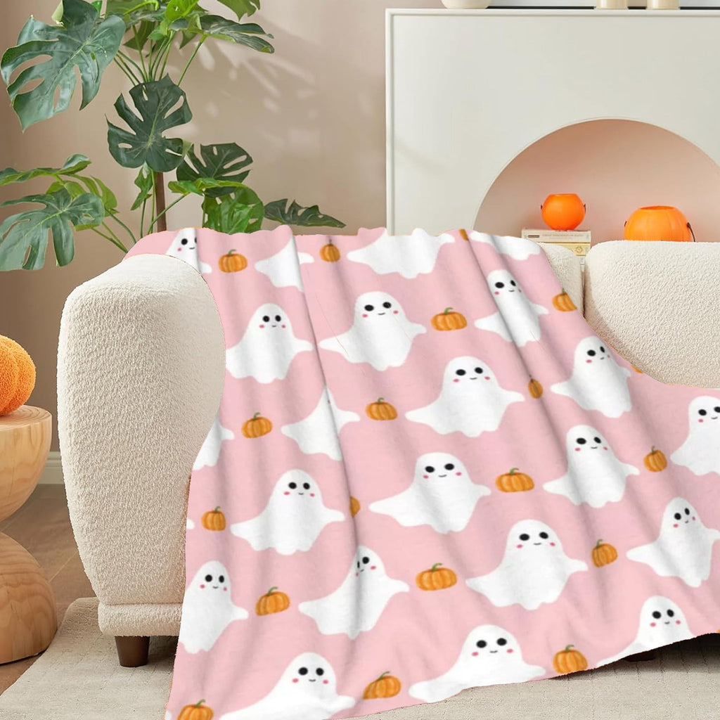 Pink Halloween Throw Blanket for Couch Fleece Halloween Decorations Throw Blankets Lightweight Soft Plush Big Throws and Blankets with Funny Ghost,30x40in