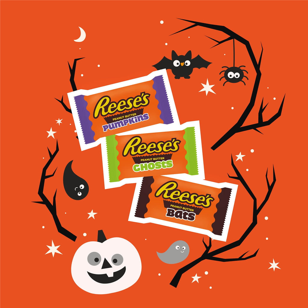 REESE'S Assorted Milk Chocolate Snack Size Peanut Butter Shapes, Halloween Candy Jumbo Bag, 14.4 oz