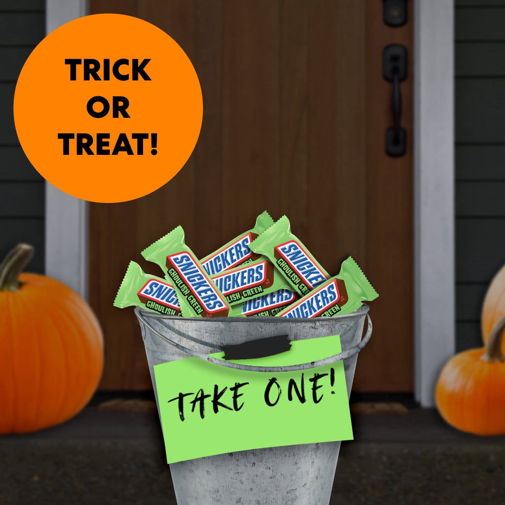 Snickers Ghoulish Green Milk Chocolate Halloween Candy Bars - 6.66 oz Candy Bag