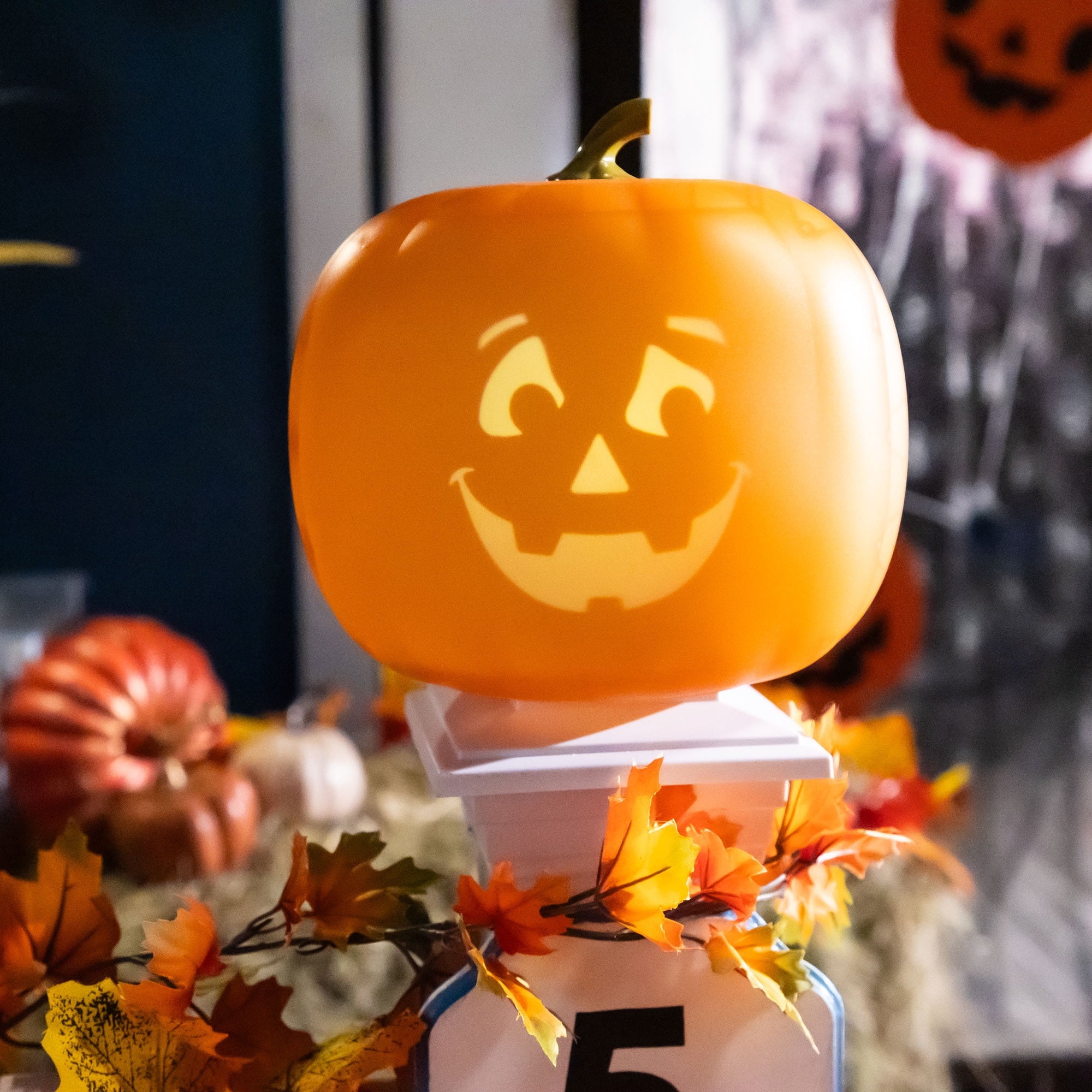 abberin' Jack (Blink Tech) Talking Animated Pumpkin with 8 Inch Screen and Built-in LED Light Array Projector + Speaker Includes 40 Minutes of Content