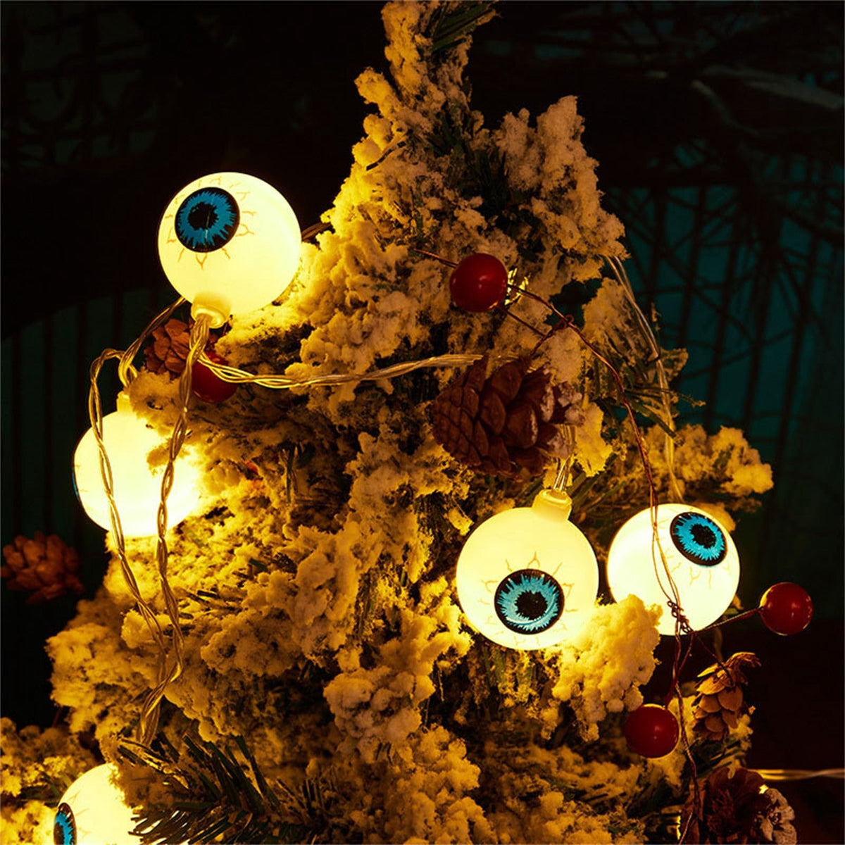 Halloween Decorations 20 LED Spooky Eyeball Lights Outdoor Green Firefly Lights For Garden Yard Patio Pathway Lawn Halloween Party