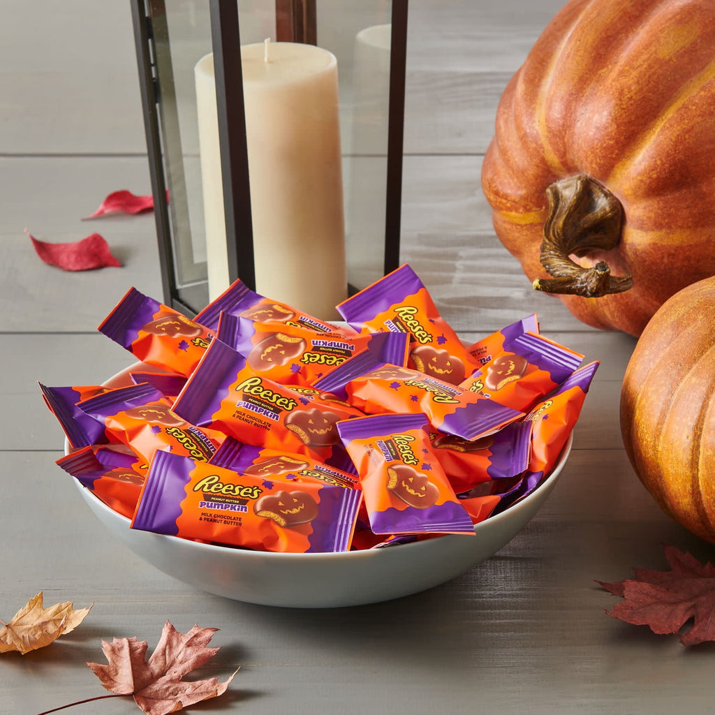 (2 pack) REESE'S Milk Chocolate Snack Size Peanut Butter Pumpkins, Halloween Candy Jumbo Bag, 16.2 oz