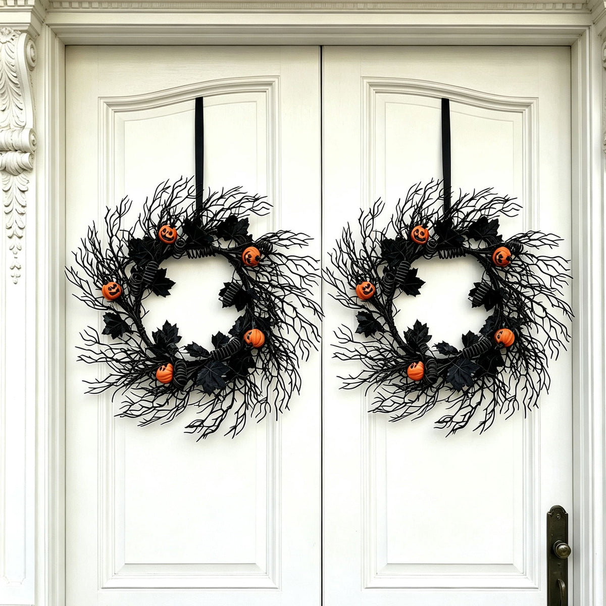 WWC Halloween Wreath, 18 inch Black Bats and Bare Branch Wreath, Gothic Halloween Decor Twig Wreath for Halloween Party Front Door Porch and Fireplace