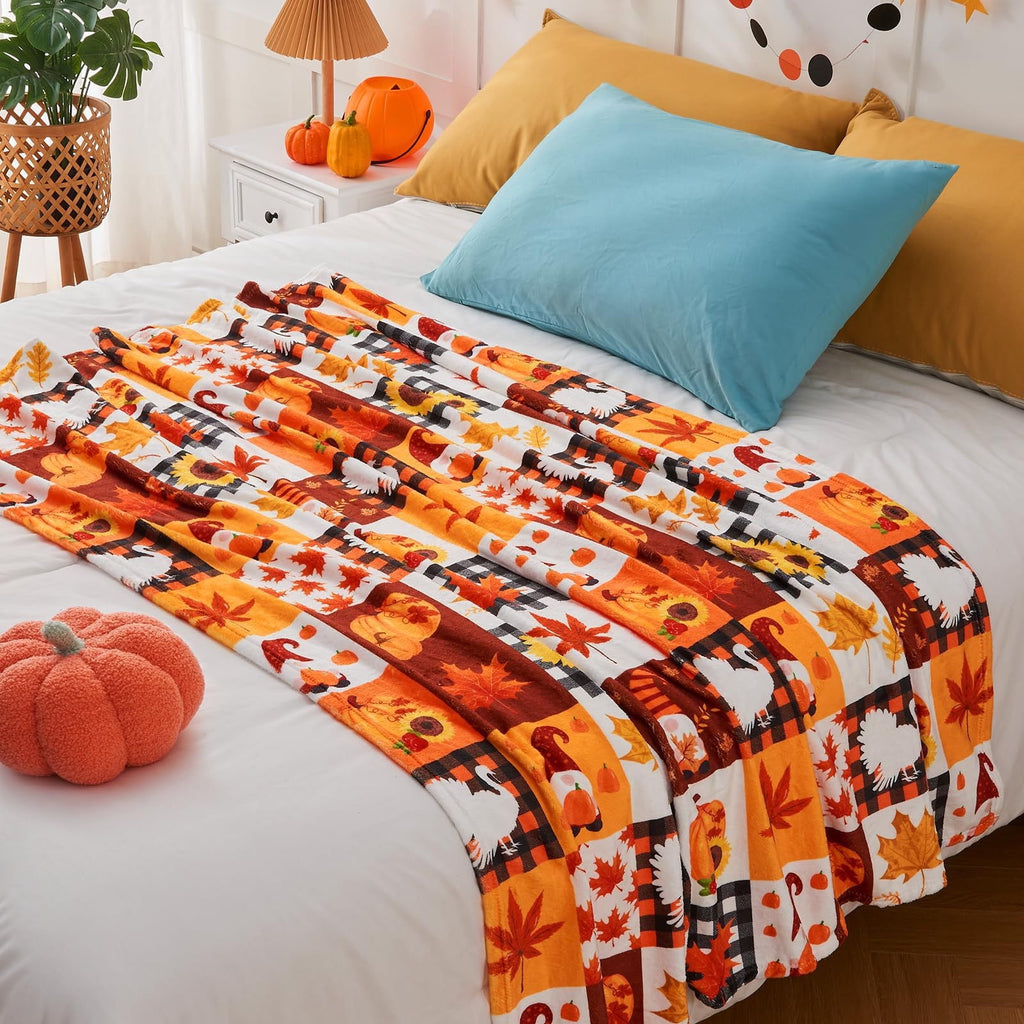 FastXmas Halloween Throw Blanket, 30"x40" Flannel Fleece Pumpkins Maple Checkered Plush Blanket, Soft Lightweight Skin-Friendly Fall Harvest Decorative Throw Blanket for Couch Sofa Bed Outdoor