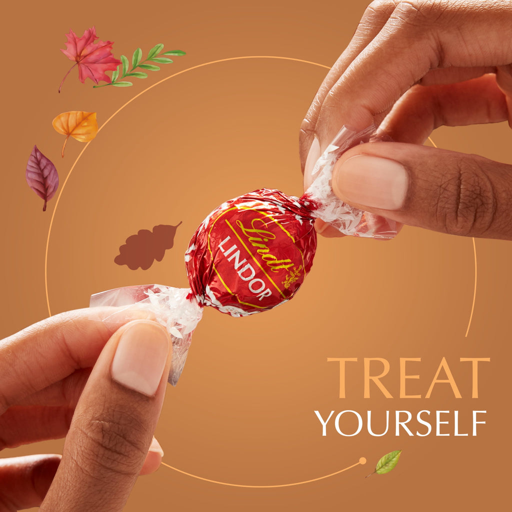 Lindt LINDOR Fall Assorted Milk Chocolate Candy Truffles, 5.1 oz. Bag