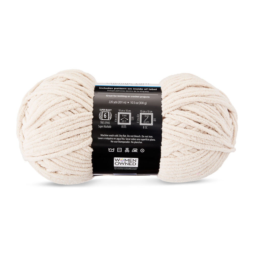 Mainstays Cozy Chenille Yarn, 220 yd, Arctic White, 100% Polyester, Bulky