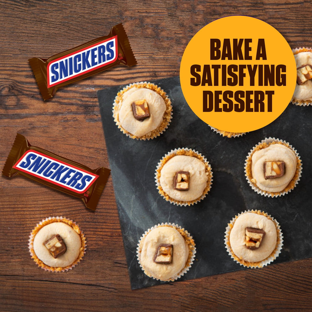 Snickers Fun Size Halloween Chocolate Bars, Treating Size - 7.54 oz Bulk Candy Bag