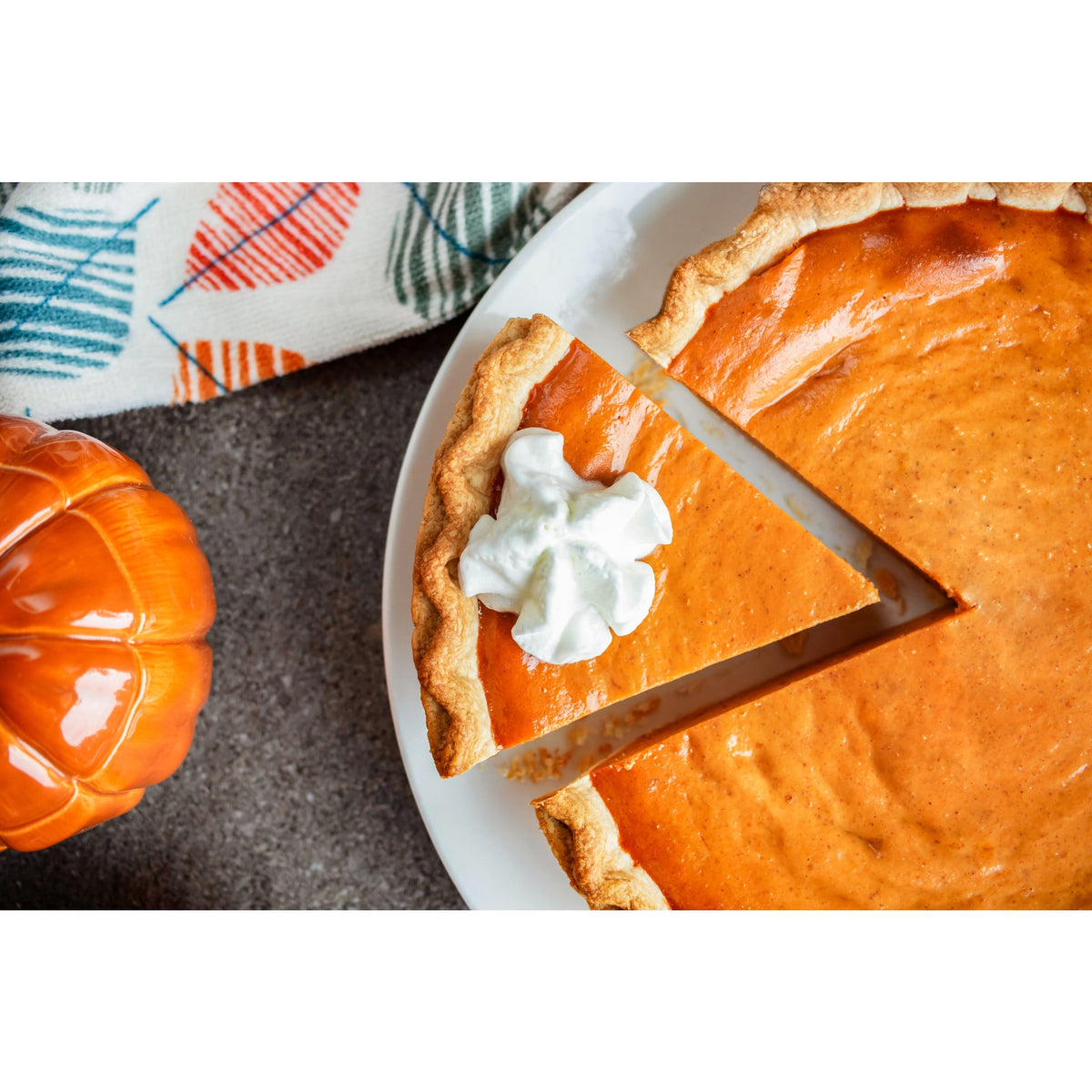 Libby's Canned Pumpkin, 100% Pure Pumpkin Puree, All Natural Gluten Pumpkin for Baking Pumpkin Pie Dessert, 15 oz Can