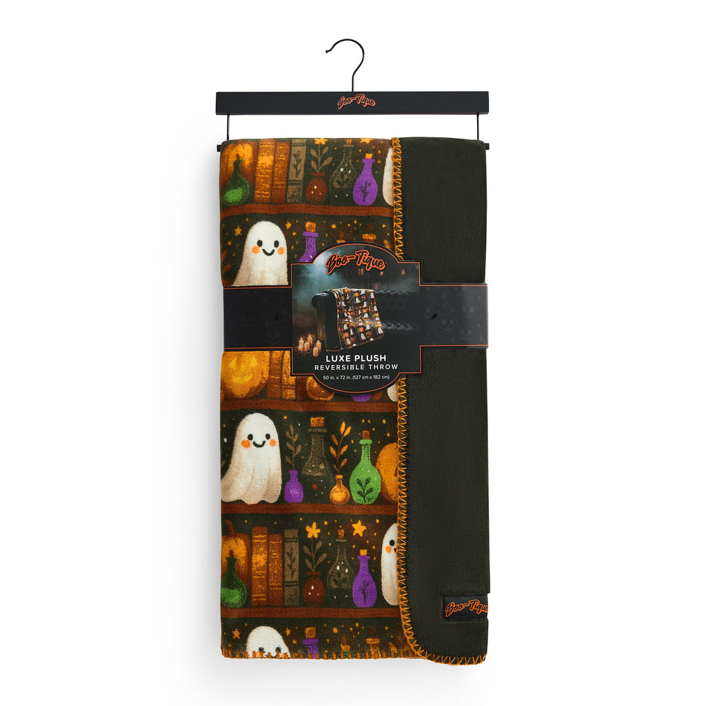 Boo-tique Halloween Plush Soft Oversized Couch Throw Blanket, Cats and Pumpkins, Orange, 50 x 72 in