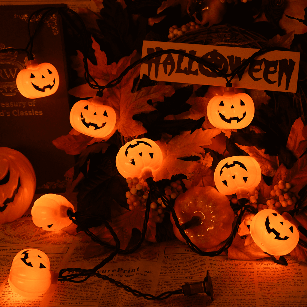 Halloween Pumpkin String Lights, 8.5Ft Outdoor Halloween Decorations Lights with 10 Jack-O-Lantern Lights, Hanging Pumpkin String Lights Party Patio Garden Window Decor