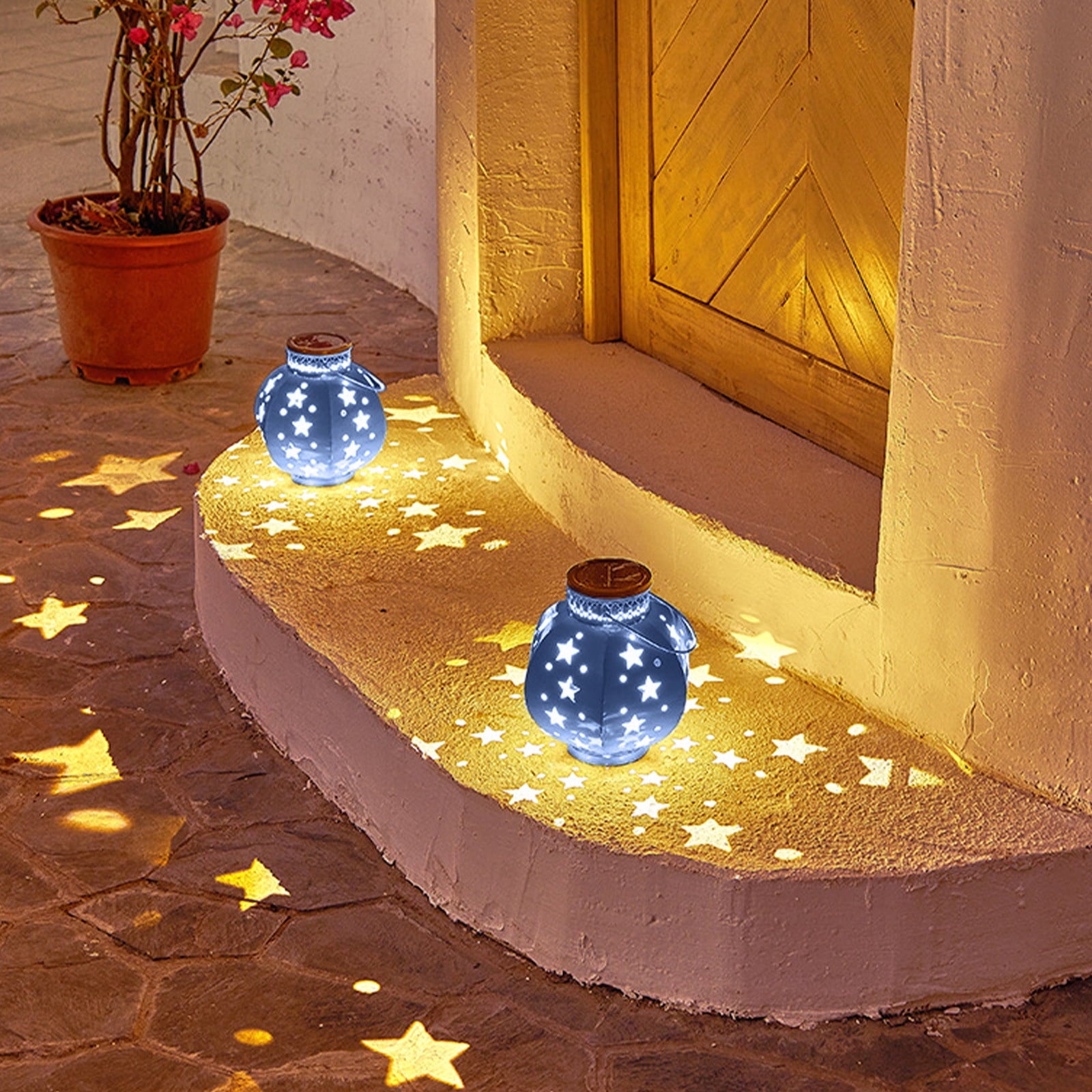 xjwjuw Solar Outdoor Table Lantern, Flickering Flame Warm Light & Solar-Powered, Weather-Resistant Metal Construction, Decorative LED Tabletop Lamp for Garden, Patio and Yard