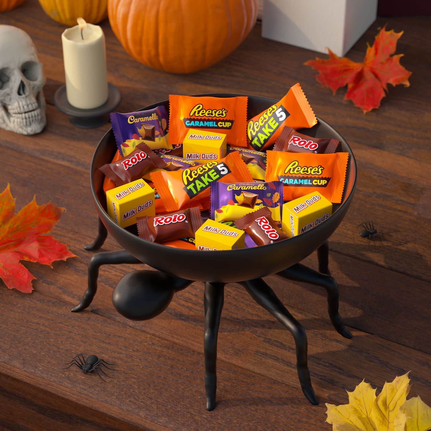 Hershey Assorted Caramel, Halloween Candy Variety Bag, 18.38 oz (40 Pieces)