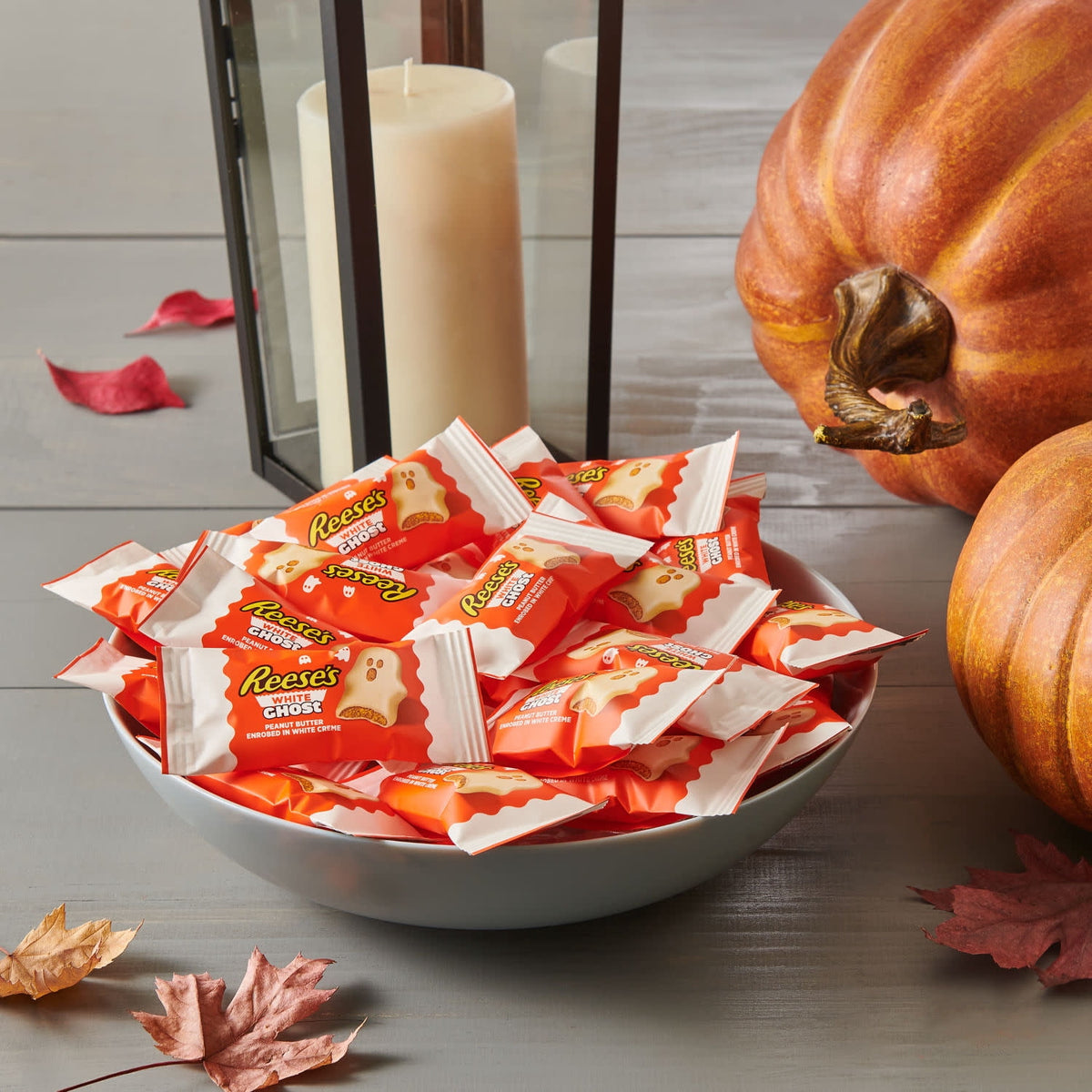 (2 pack) Reese's White Creme Snack Size Peanut Butter Ghosts Halloween Candy, Bag 9.6 oz