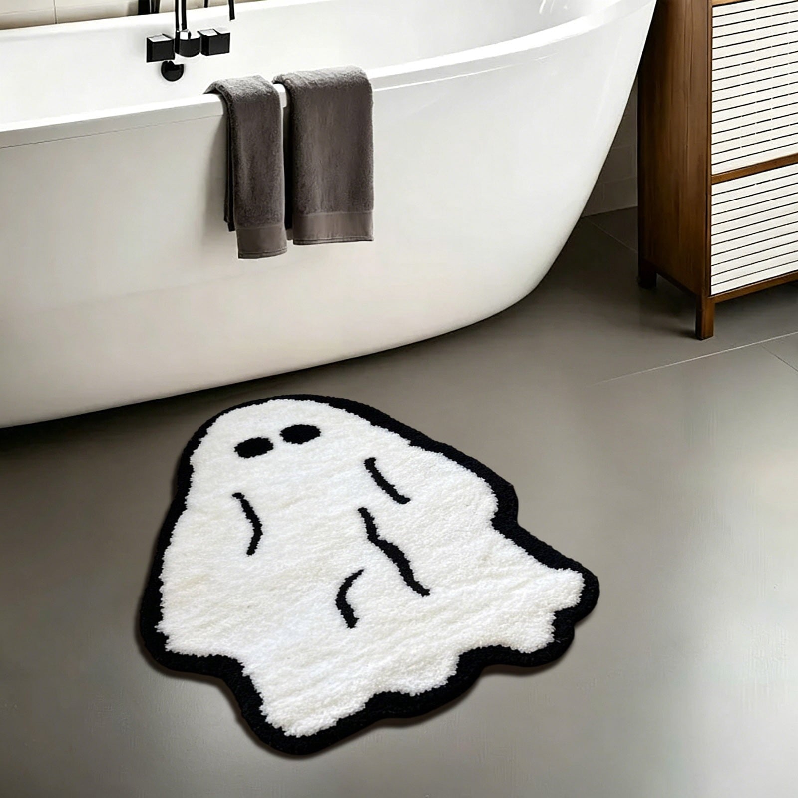 erdimoy Cute Ghost Shaped Halloween Bath Mat, Soft Fluffy Non Slip Ghost Rug Absorbent Doormat for Entryway Bathroom Bedroom Halloween Home Decor