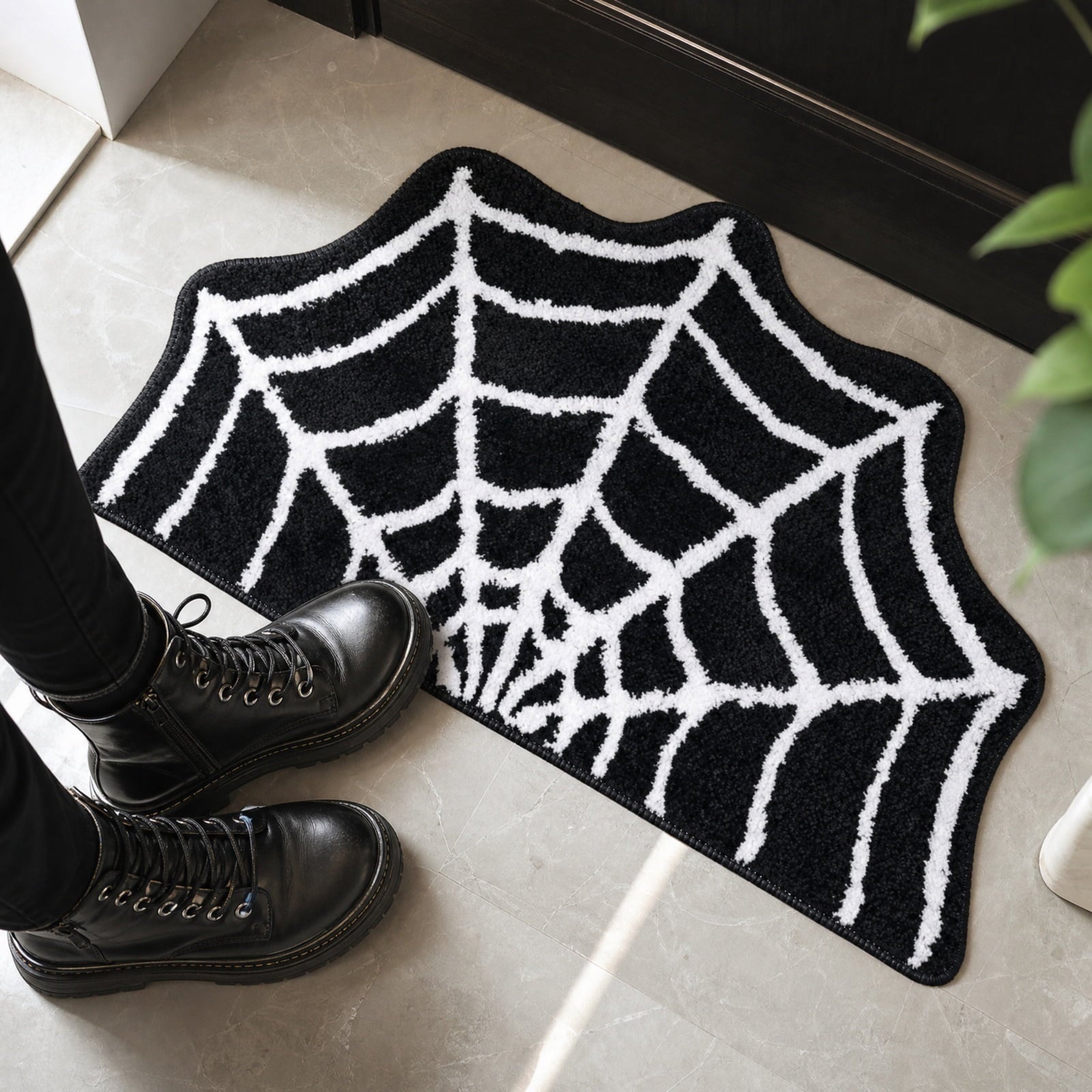 Halloween Rug, Spiderweb Floor Mat, Non-Slip Soft Pile Halloween Decoration Carpet for Non-Slip Indoor/Outdoor Doormat For Party Decoration