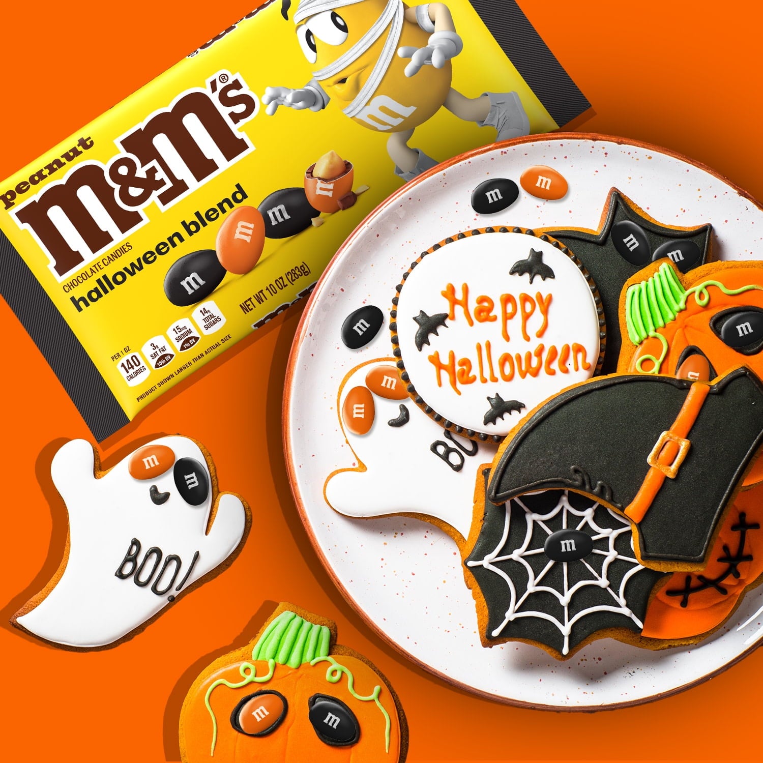 M&M'S Peanut Milk Chocolate Halloween Mix Halloween Chocolate Candy - 10 oz