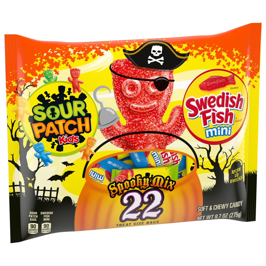 SOUR PATCH KIDS & SWEDISH FISH Mini Halloween Candy Variety Pack, 22 Trick or Treat Bags