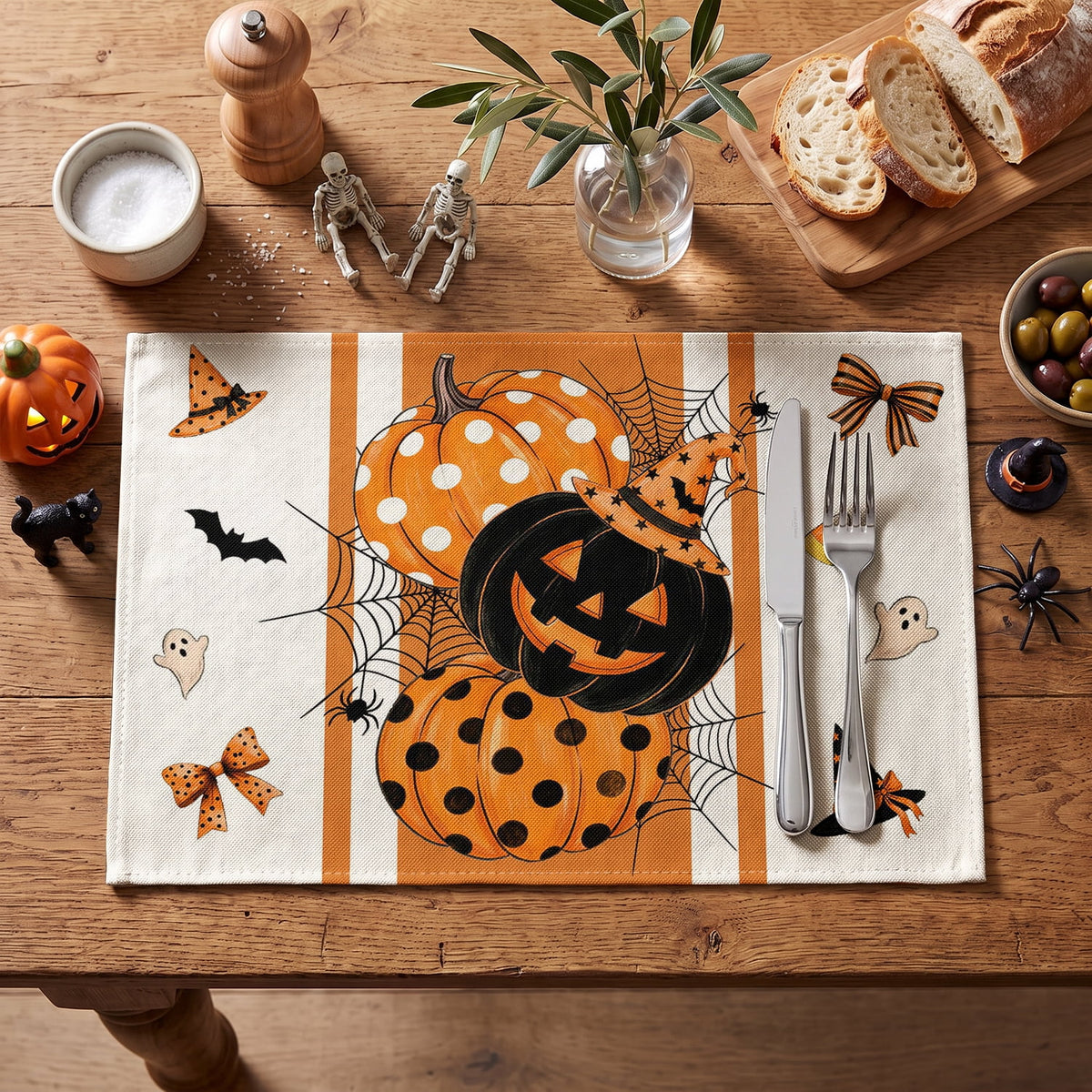 Smile Jack-O'-Lantern Spider Web Halloween Table Placemats Set of 4 Round 15 Inch Black