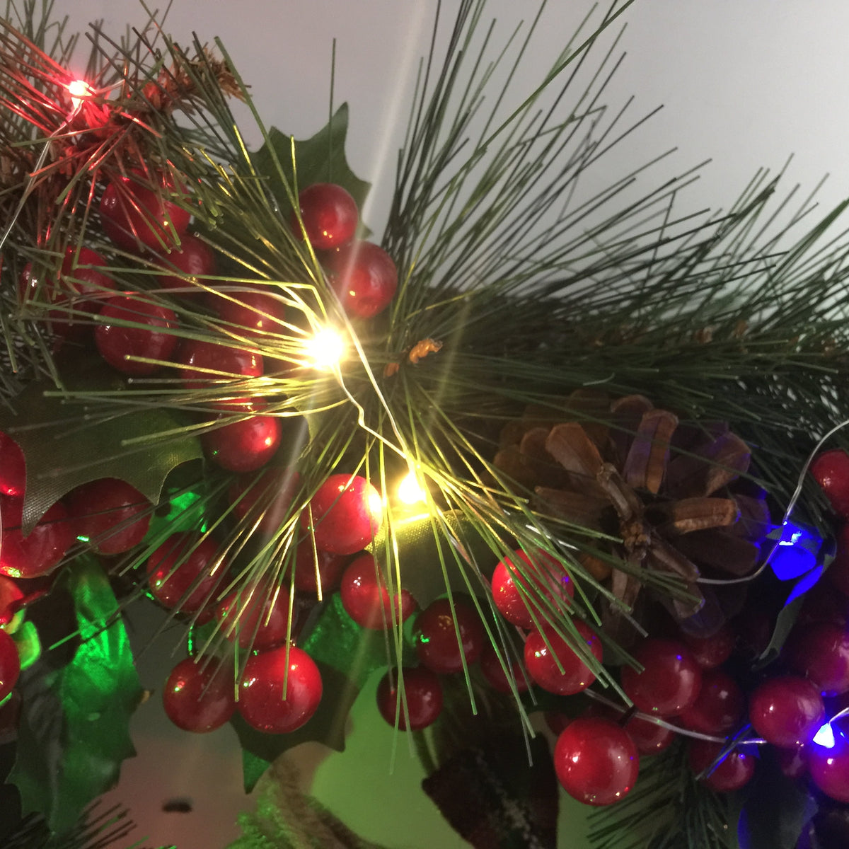 2 Pack Battery Operated Mini Lights,Indoor Led Fairy Lights with Timer 6 Hours on/18 Hours off for Wedding Party Decorations,50 Count Leds,17 Feet Silver Wire(Cold White)