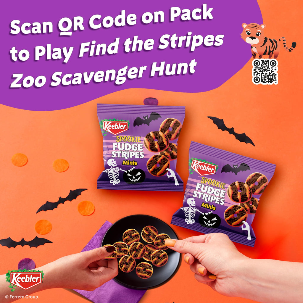 Keebler Spookie Fudge Stripes Minis, Halloween Candy, Chocolatey Cookies, 30 Glow-in-the-Dark Packs, 15 oz