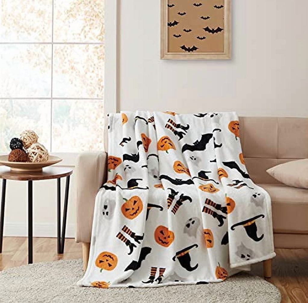 Serafina Home Halloween Throw Blanket: Fuzzy Boo! Jack O'Lantern Spider Webs Skull and Black Cats Print on Velvet Fleece for Sofa Bed Couch Chair Dorm