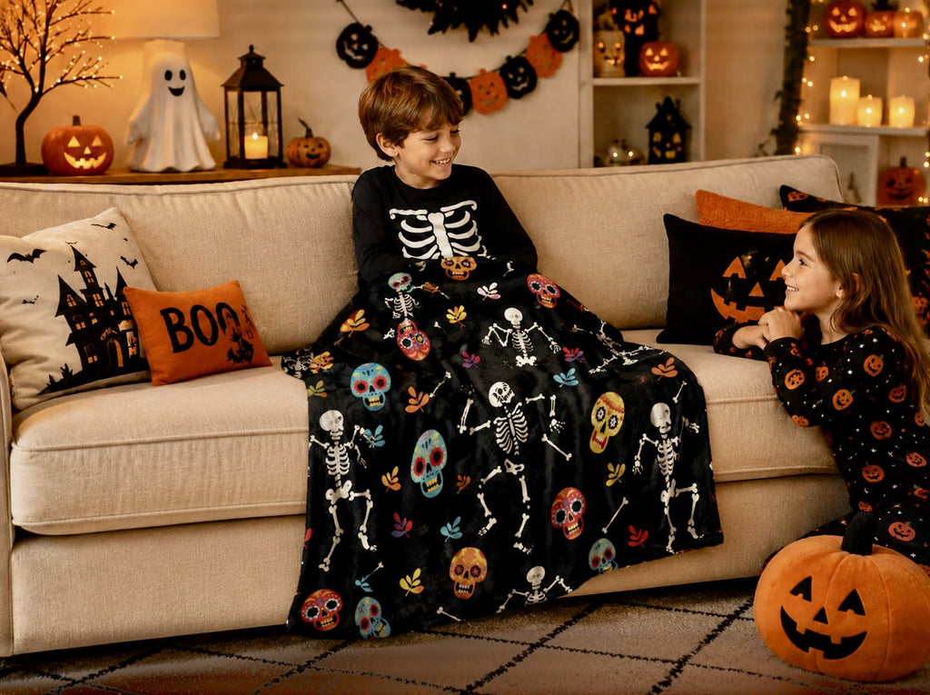 Serafina Home Halloween Throw Blanket: Fuzzy Boo! Jack O'Lantern Spider Webs Skull and Black Cats Print on Velvet Fleece for Sofa Bed Couch Chair Dorm