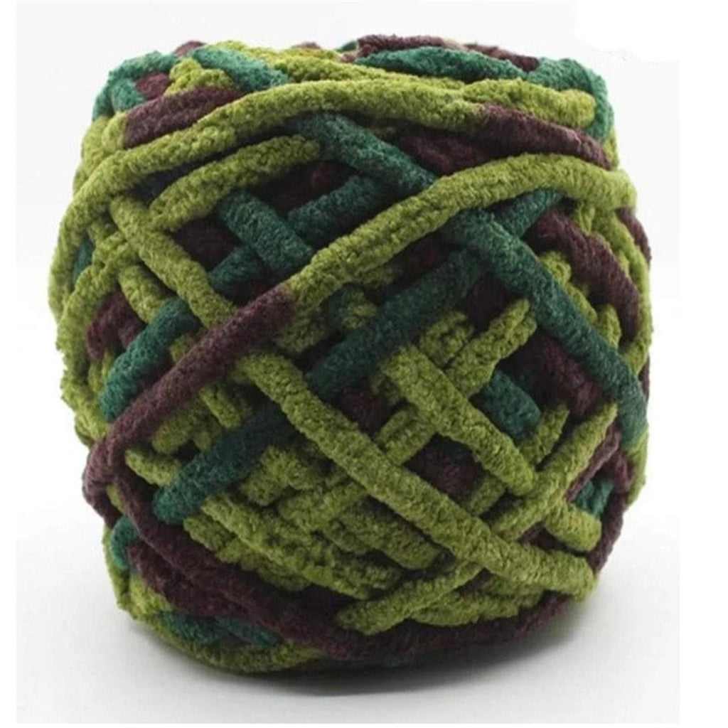 1 Pc Blanket Yarn Chunky Knit Chenille Yarn Soft Velvet Yarn Crochet Knitting Blanket Yarn DIY Craft for Knit Sweaters, Blankets, Shoes, Scarves, Clothes, Dark Green