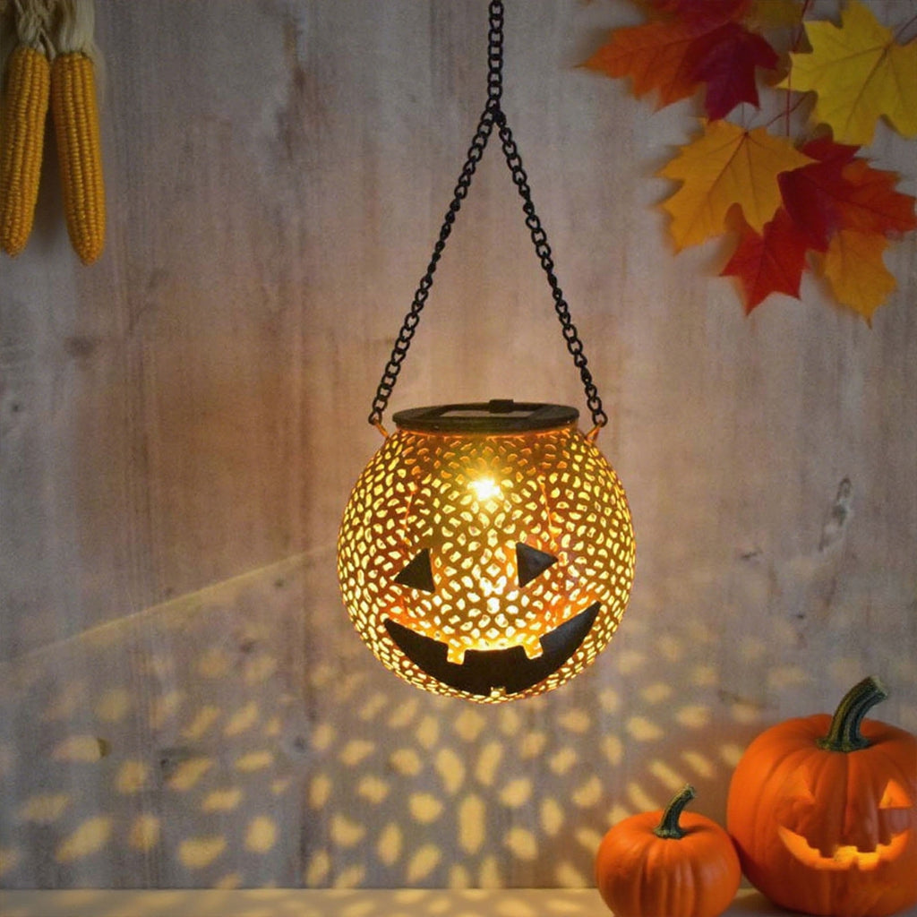 HHBEAUTY Metal Halloween Hanging Solar Lantern Outdoor Pumpkin Lanterns Portable Hanging Lights Decoration for LED Waterproof Solar Lantern Pumpkin for Backyard Garden Porch Tree Decor