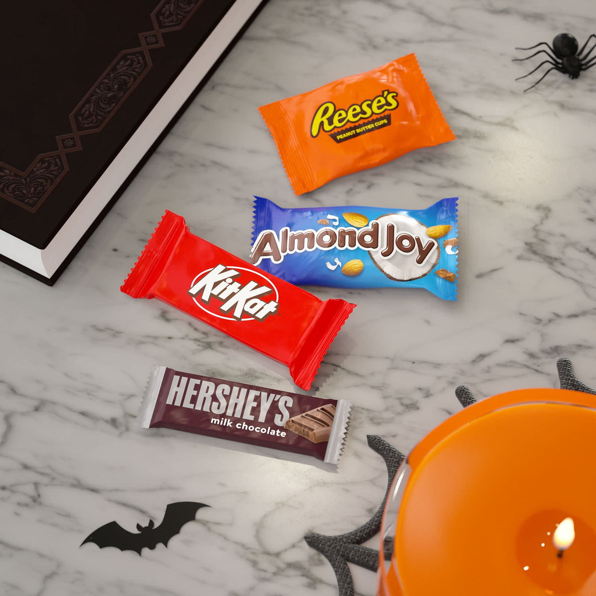Hershey Assorted Chocolate, Halloween Candy Variety Bag, 13.13 oz (25 Pieces)