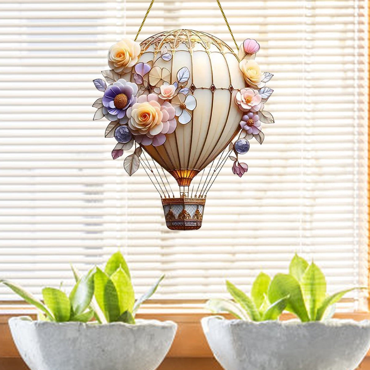 Hot Air Balloon Solar Lantern for Garden Decor, Flickering Flame Hanging Solar Light for Outdoor Decorations, Blue & Purple Lamp for Yard Tree Porch Party