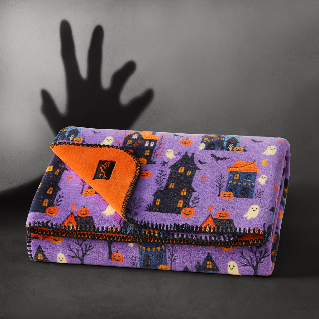 Boo-tique Halloween Plush Soft Oversized Couch Throw Blanket, Cats and Pumpkins, Orange, 50 x 72 in