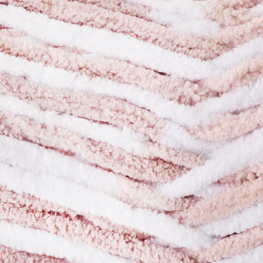 Mainstays Cozy Chenille Yarn, 220 yd, Arctic White, 100% Polyester, Bulky