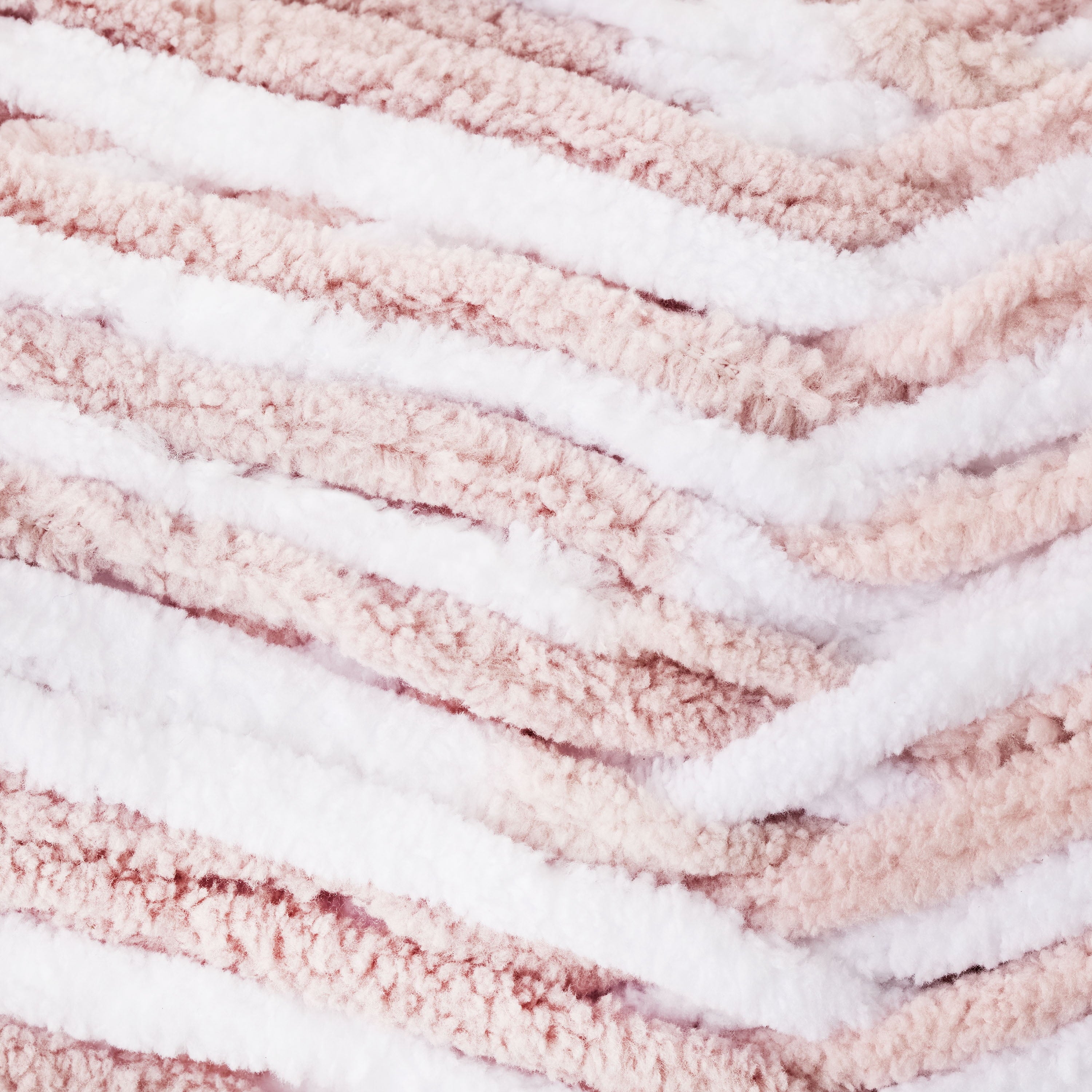 Mainstays Cozy Chenille Yarn, 220 yd, Arctic White, 100% Polyester, Bulky
