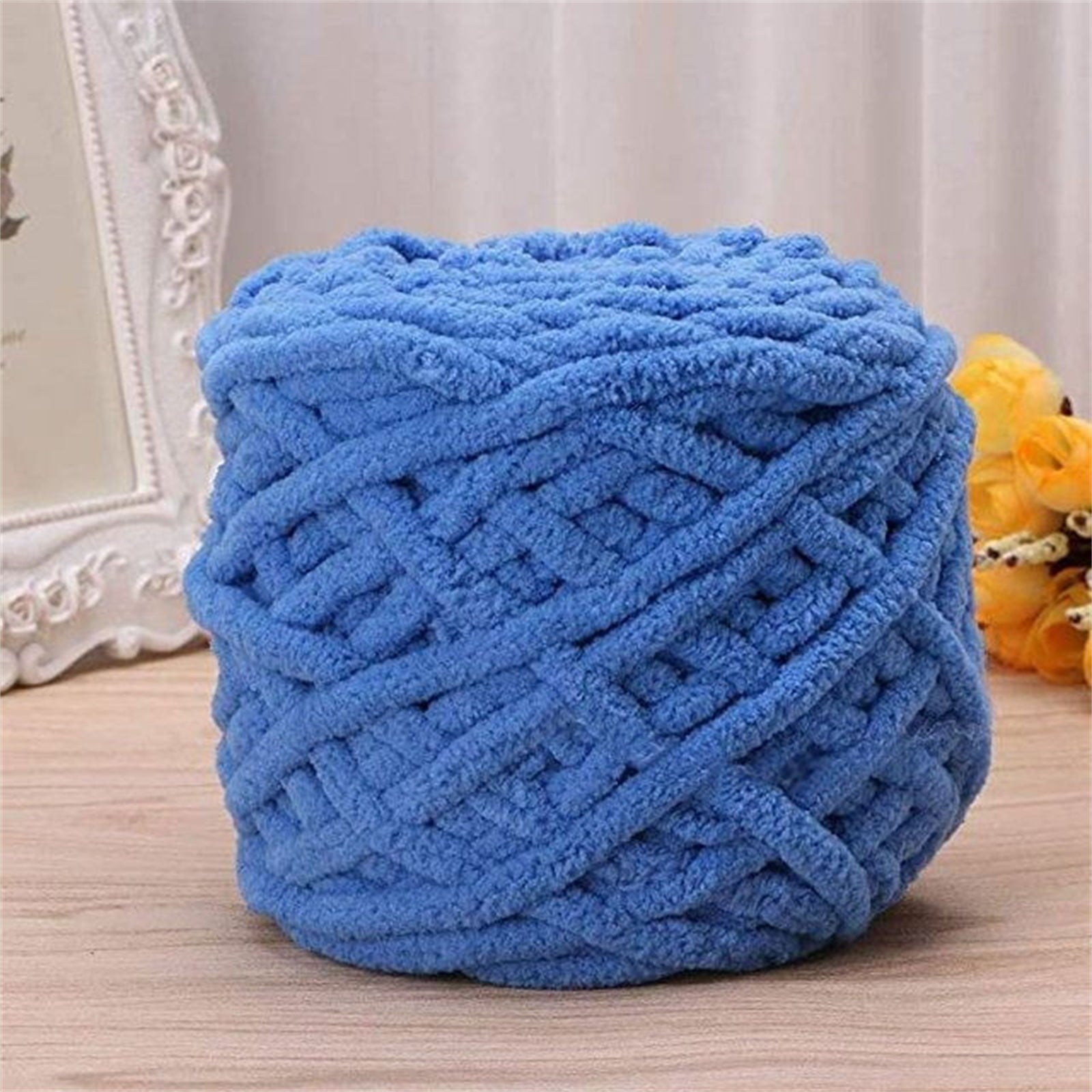 1 Pc Blanket Yarn Chunky Knit Chenille Yarn Soft Velvet Yarn Crochet Knitting Blanket Yarn DIY Craft for Knit Sweaters, Blankets, Shoes, Scarves, Clothes, Dark Green