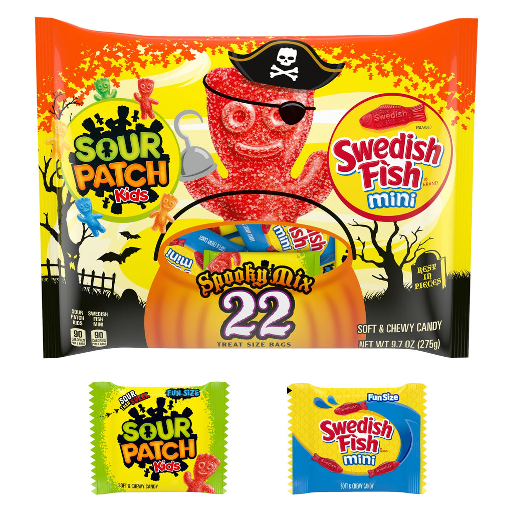 SOUR PATCH KIDS & SWEDISH FISH Mini Halloween Candy Variety Pack, 22 Trick or Treat Bags