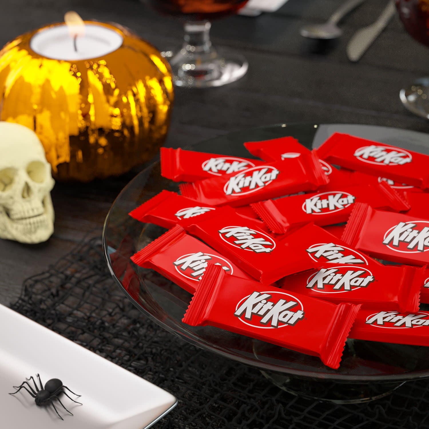 (2 pack) Kit Kat Milk Chocolate Wafer Snack Size, Halloween Candy Bag, 10.78 oz