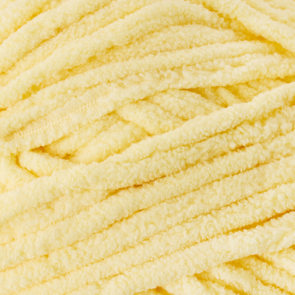 Mainstays Cozy Chenille Yarn, 220 yd, Arctic White, 100% Polyester, Bulky