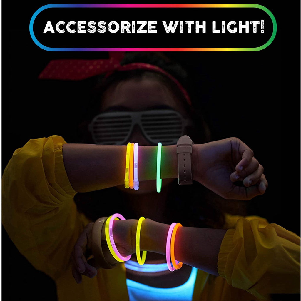 Ayieyill 100pcs Glow Sticks Bulk Party Pack 8" Halloween Glow Sticks for Kids Glow in The Dark Party Supplies