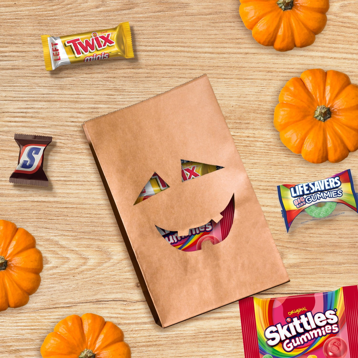 Snickers, Skittles Gummies & More Halloween Candy Variety Pack - 155 Ct Bulk Bag