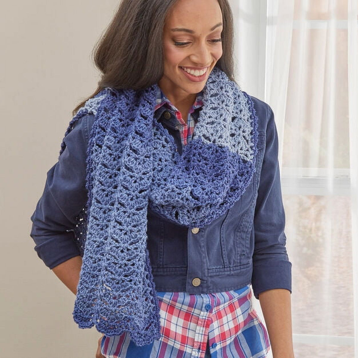 Red Heart Super Saver Ombre 4 Medium Acrylic Yarn, True Blue 10oz/283g, 482 Yards