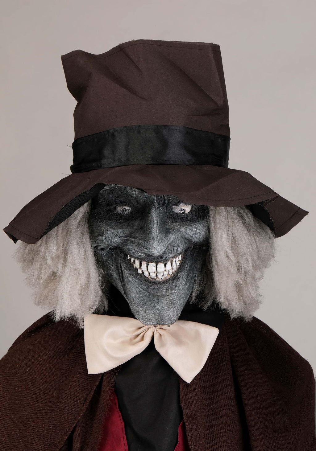 7.5FT Gregor the Grave Digger Animated Decoration - Scream Saver