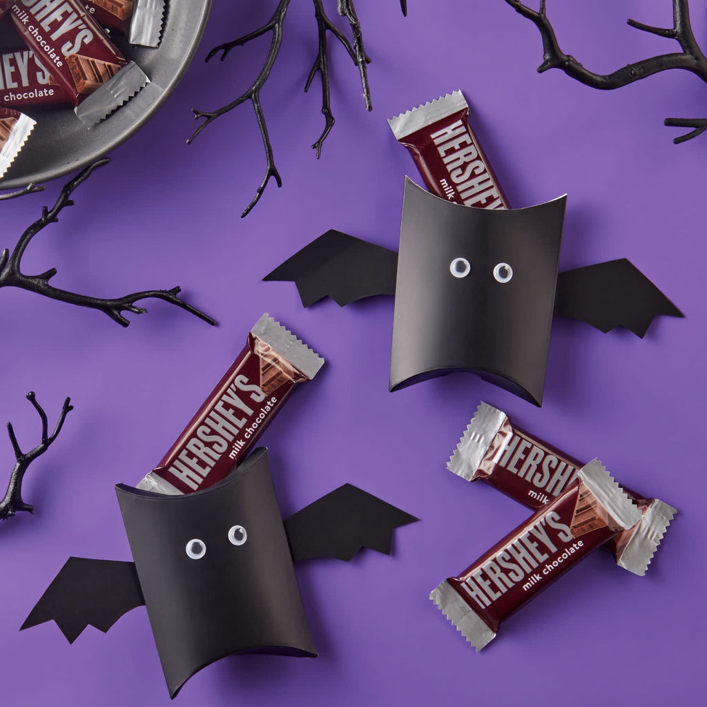 Hershey's Milk Chocolate Snack Size, Halloween Candy Bag, 10.35 oz