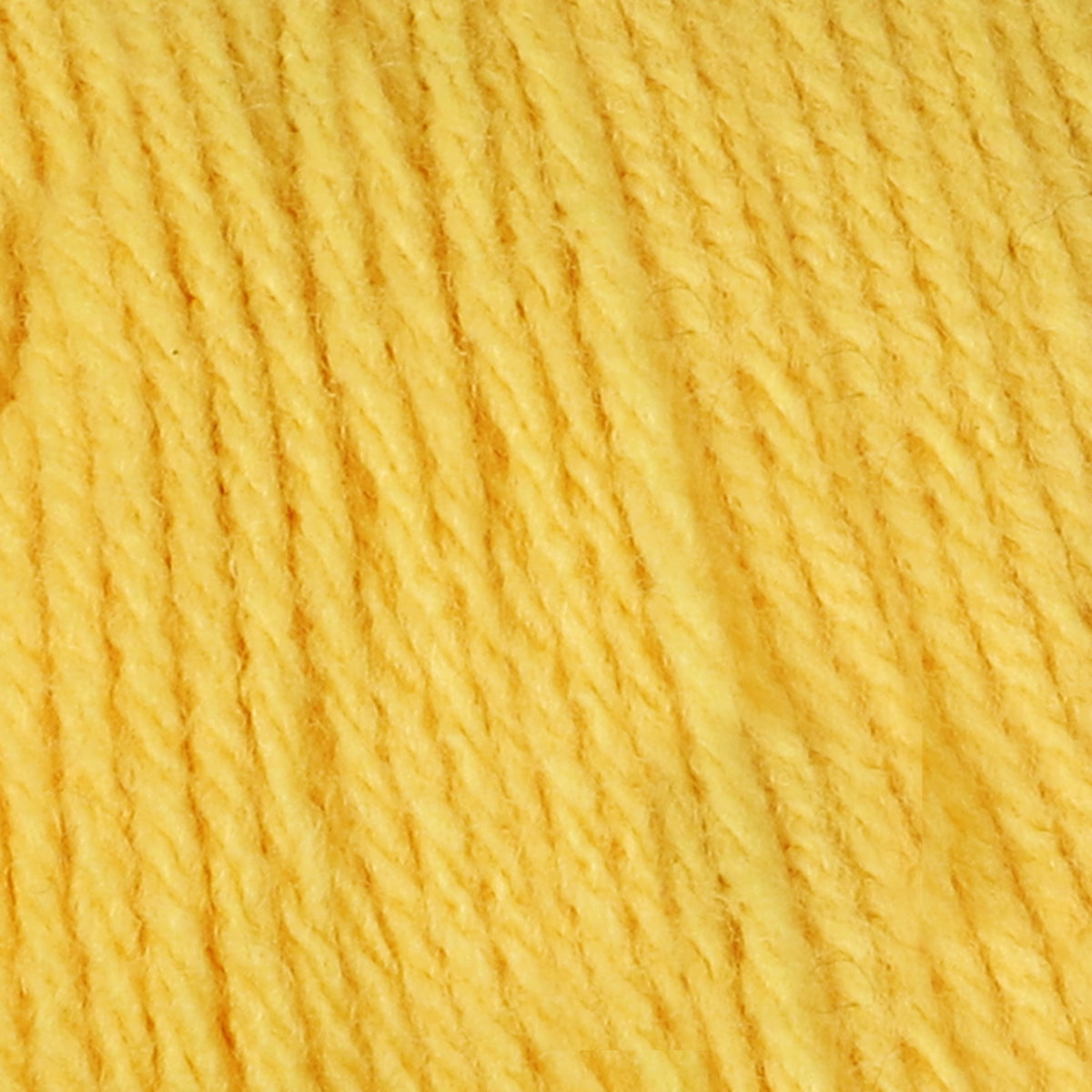 Mainstays Medium 4 Acrylic Yarn, White, 7 oz, 397 Yards