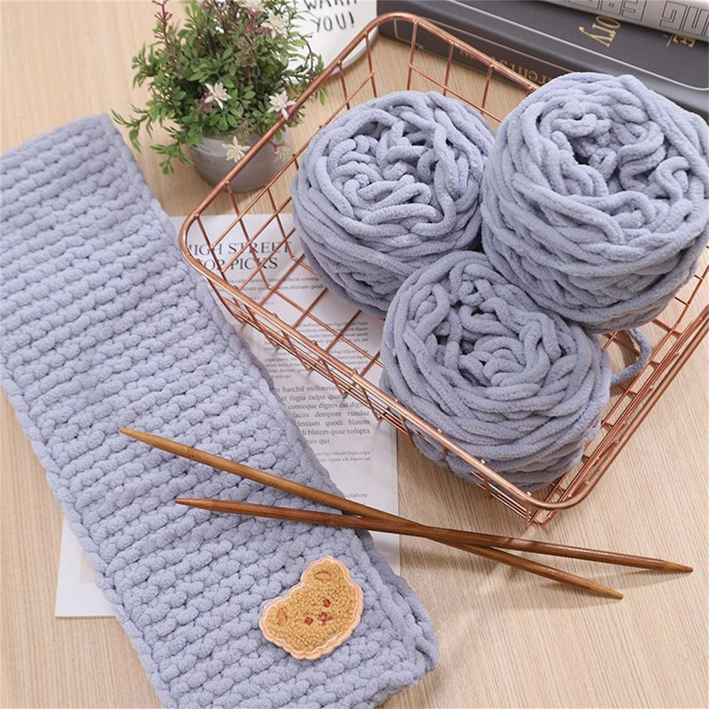 1 Pc Blanket Yarn Chunky Knit Chenille Yarn Soft Velvet Yarn Crochet Knitting Blanket Yarn DIY Craft for Knit Sweaters, Blankets, Shoes, Scarves, Clothes, Dark Green