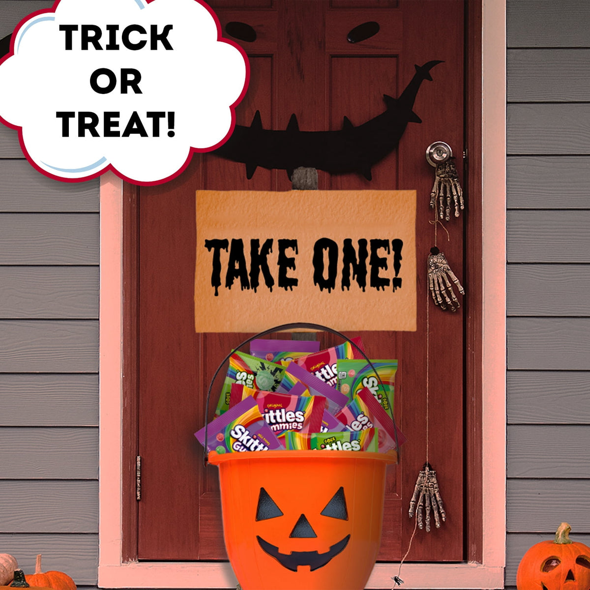 Skittles Gummies Fun Size Halloween Candy Variety pack Gummies Mix - 16.15 oz Bulk Bag