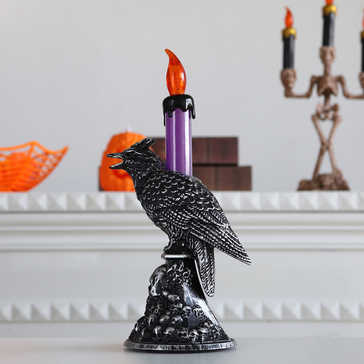 Gothic Mysterious Crow LED Light Luminous Sculpture, Resin Gothic Home Decor Accent, Raven Lamp for Halloween Gift, Bedroom Bedside, Living Room