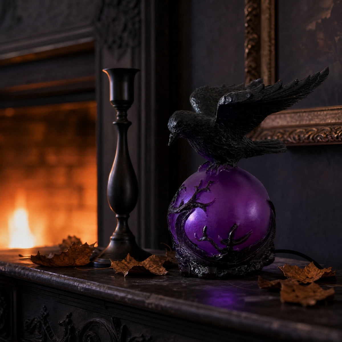 Gothic Mysterious Crow LED Light Luminous Sculpture, Resin Gothic Home Decor Accent, Raven Lamp for Halloween Gift, Bedroom Bedside, Living Room