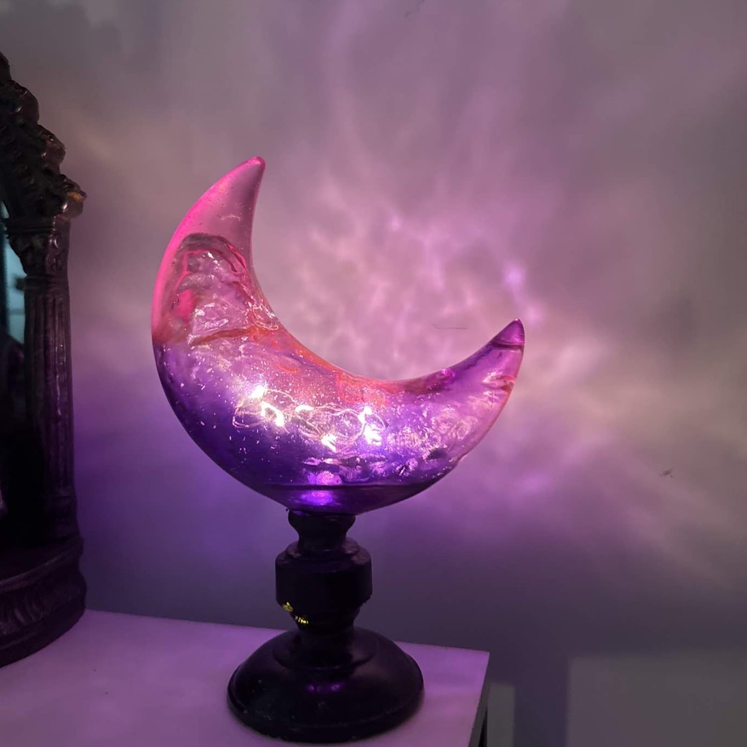 Halloween Purple Glass Moon Ornament with LED Lights, Swirled Pattern & Black Pedestal for Halloween Decor,Indoor Table Decor