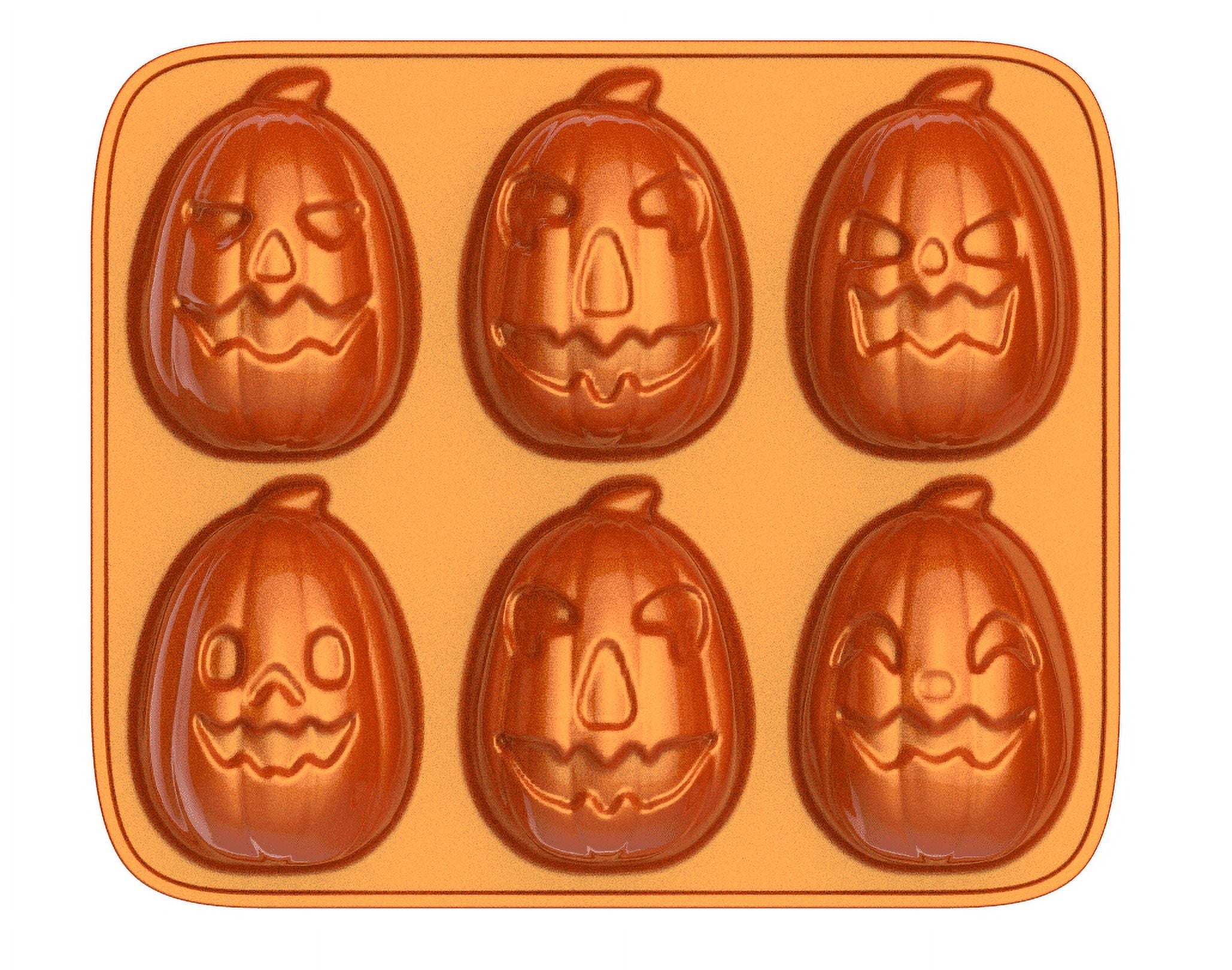 Way To Celebrate Pumpkin Cast Aluminum 6-Cavity Baking Pan, Orange Iridescent